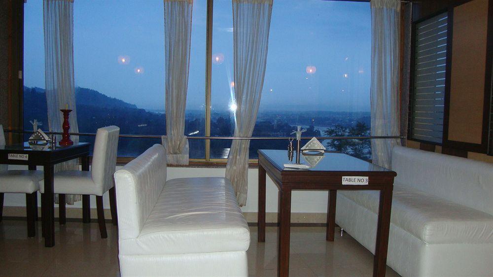 Hotel Ganesha Inn Tapovan Esterno foto